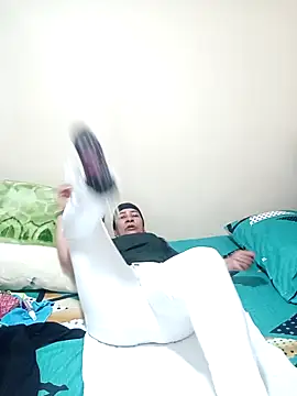 Snapshot of LITLESTAR chatting on December 2, 2025, 7:15 pm LITLESTAR online show from December 2, 2025, 7:15 pm