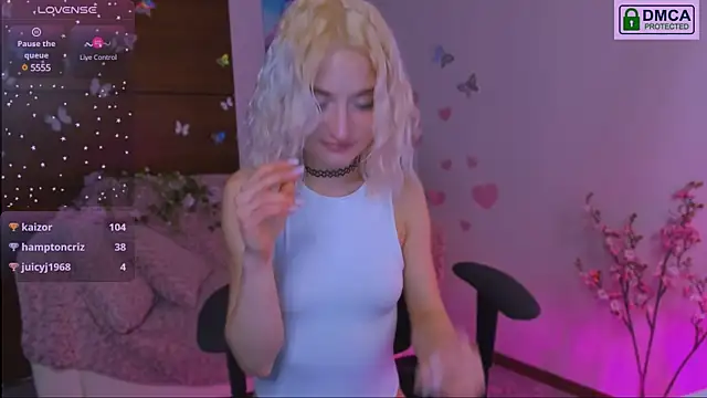Snapshot of melisa_white1 chatting on March 6, 2025, 11:53 pm melisa white1 online show from March 6, 2025, 11:53 pm
