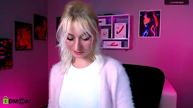 Snapshot of melisa_white1 chatting on November 15, 2025, 8:24 pm melisa white1 online show from November 15, 2025, 8:24 pm