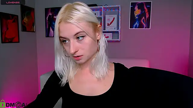 Snapshot of melisa_white1 chatting on October 19, 2025, 7:16 pm melisa white1 online show from October 19, 2025, 7:16 pm