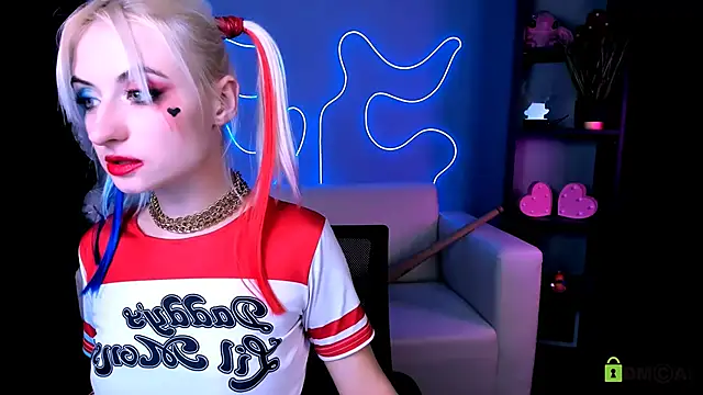 Snapshot of melisa_white1 chatting on October 31, 2025, 8:27 pm melisa white1 online show from October 31, 2025, 8:27 pm