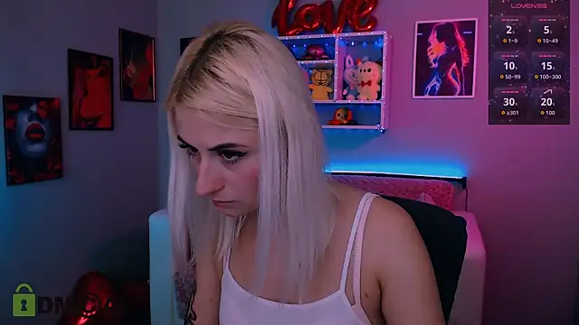 melisa white1 online show from April 3, 2026, 7:42 pm