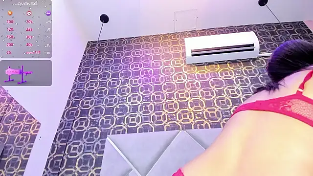 CherryBlossom23 online show from January 14, 2026, 1:31 am