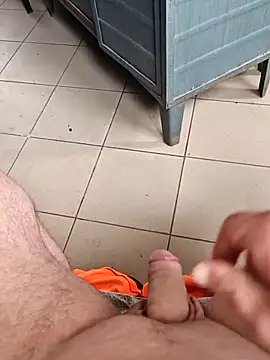 Szeltolo001 online show from March 2, 2026, 12:12 pm