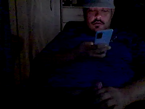 GILBERTHOR92 online show from November 3, 2025, 10:41 am