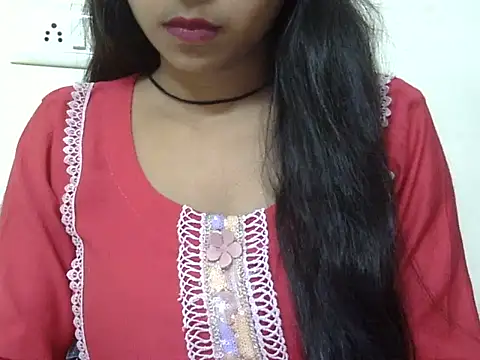 Snapshot of momo_lov chatting on October 12, 2025, 4:25 am momo lov online show from October 12, 2025, 4:25 am