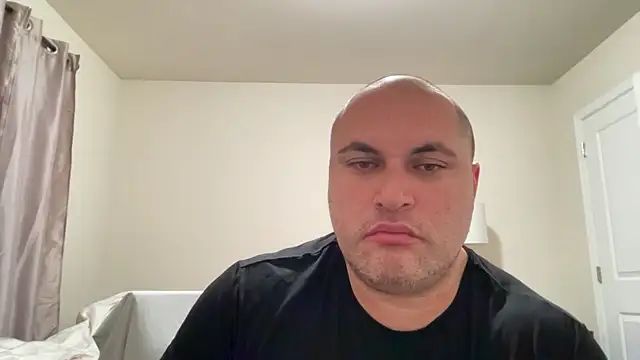 SluggishChase99 online show from December 14, 2025, 11:32 pm