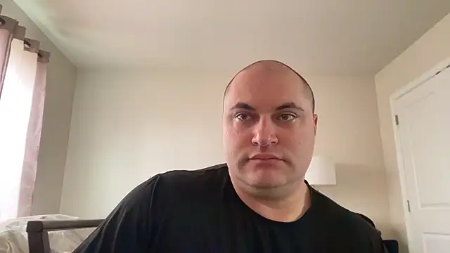 SluggishChase99 online show from March 5, 2025, 2:34 pm