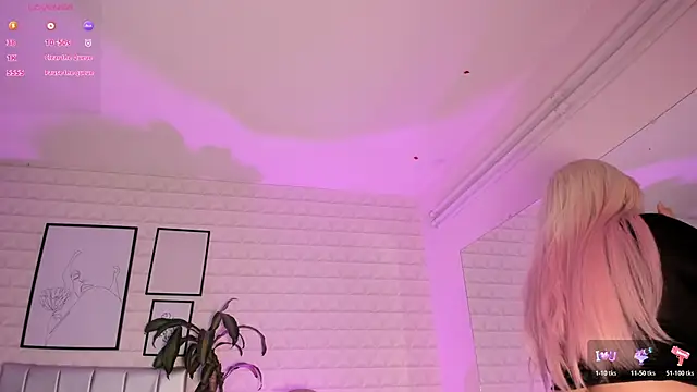 Snapshot of bella-green chatting on November 24, 2025, 7:03 pm bella-green online show from November 24, 2025, 7:03 pm