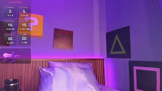 Elettra Rou online show from March 31, 2026, 11:29 pm