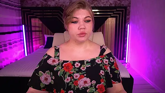 GabbieJay online show from June 29, 2026, 12:49 pm