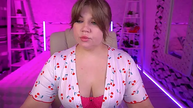 Snapshot of GabbieJay chatting on May 6, 2026, 12:53 pm GabbieJay online show from May 6, 2026, 12:53 pm