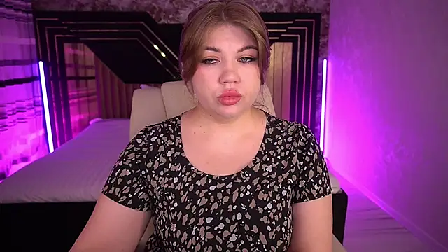 GabbieJay online show from June 28, 2026, 12:33 pm