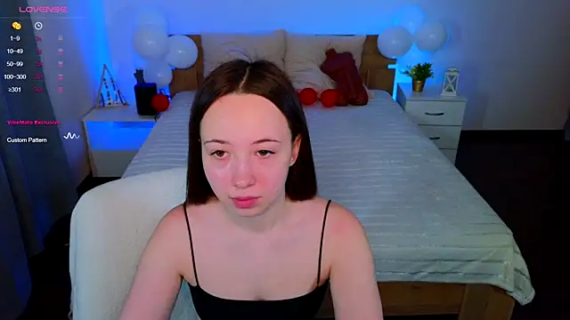 Snapshot of Hayle_Hill chatting on February 23, 2025, 5:23 am Hayle Hill online show from February 23, 2025, 5:23 am