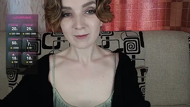 Snapshot of TinaWince chatting on May 10, 2026, 5:00 am TinaWince online show from May 10, 2026, 5:00 am