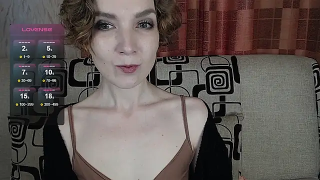 Snapshot of TinaWince chatting on May 14, 2026, 5:04 am TinaWince online show from May 14, 2026, 5:04 am