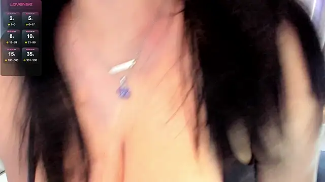  alaiasmile  online show from April 20, 2026, 7:26 pm