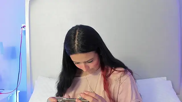 Snapshot of dafne_bss chatting on September 17, 2025, 5:42 am dafne bss online show from September 17, 2025, 5:42 am