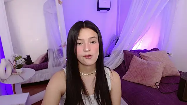 Snapshot of dafne_bss chatting on December 4, 2024, 5:43 am dafne bss online show from December 4, 2024, 5:43 am