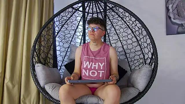 alex noa online show from April 2, 2026, 7:53 pm