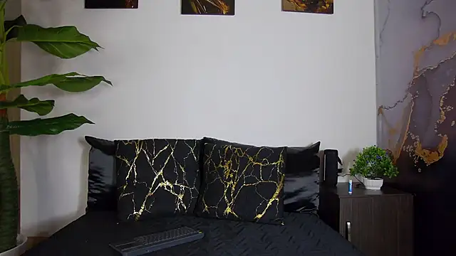 Snapshot of alex_noa chatting on February 19, 2026, 7:22 pm alex noa online show from February 19, 2026, 7:22 pm