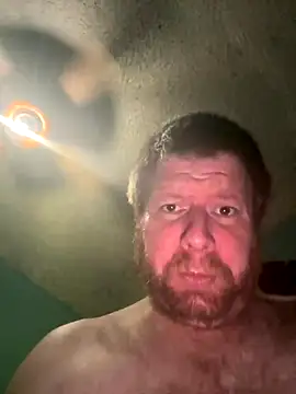 Diaperking916 online show from November 28, 2025, 7:08 am