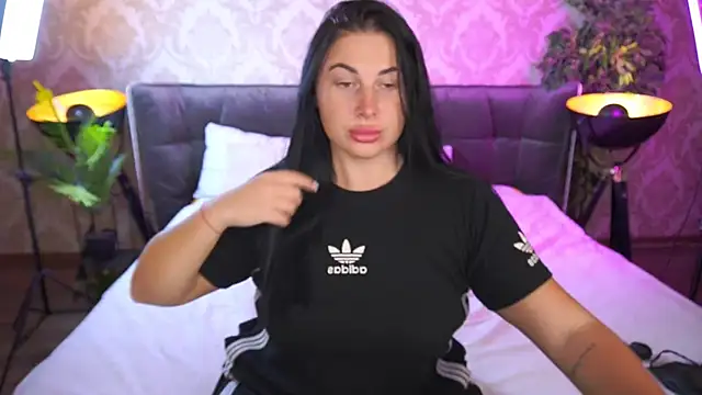 ArianaDarkk online show from September 8, 2025, 5:34 pm