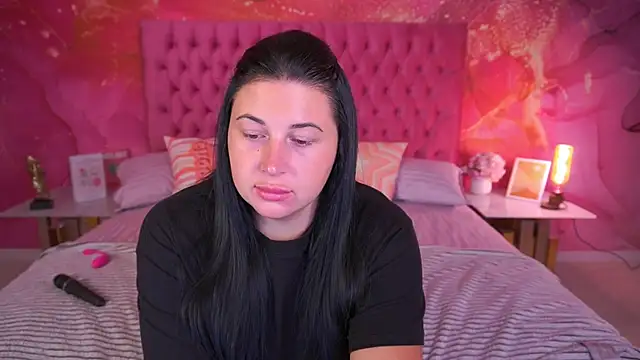 ArianaDarkk online show from September 28, 2025, 4:25 pm