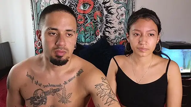 Snapshot of tony_and_sophia chatting on May 15, 2026, 7:01 pm tony and sophia online show from May 15, 2026, 7:01 pm
