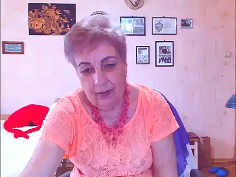 Snapshot of Victoria5643 chatting on March 29, 2026, 7:43 am Victoria5643 online show from March 29, 2026, 7:43 am