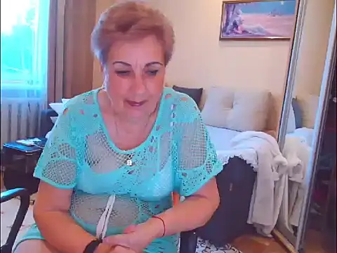 Snapshot of Victoria5643 chatting on June 16, 2026, 5:24 pm Victoria5643 online show from June 16, 2026, 5:24 pm