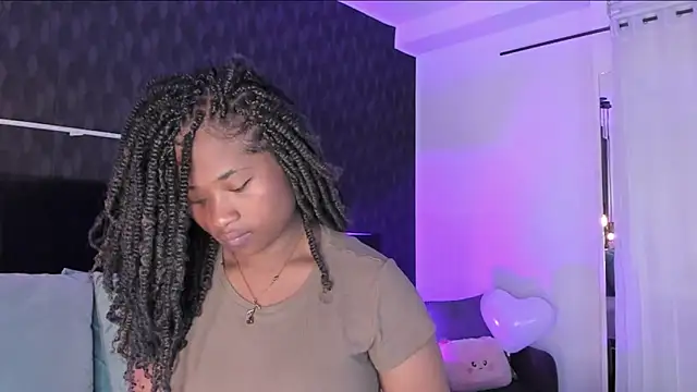 Snapshot of Anneth__M chatting on February 19, 2025, 7:59 pm Anneth M online show from February 19, 2025, 7:59 pm