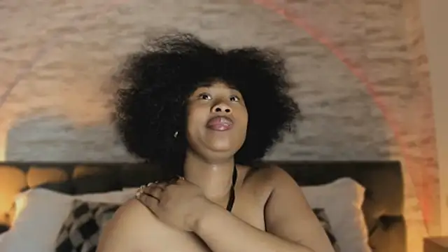 Anneth  M online show from November 11, 2025, 7:41 pm