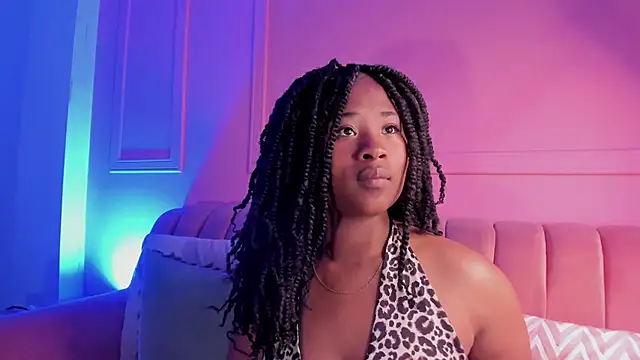 Snapshot of Anneth__M chatting on March 11, 2025, 7:58 pm Anneth M online show from March 11, 2025, 7:58 pm