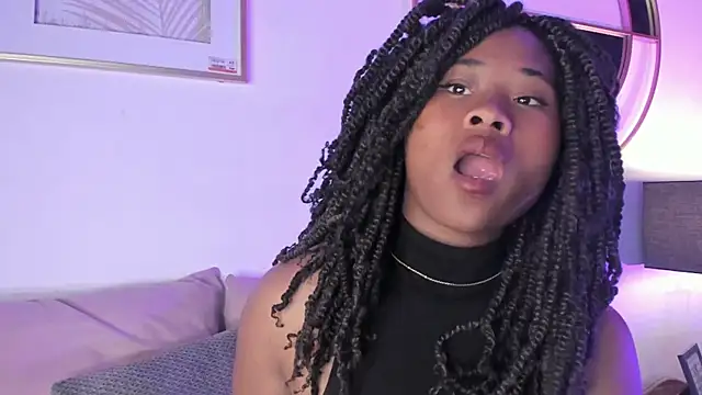 Snapshot of Anneth__M chatting on March 10, 2025, 7:40 pm Anneth M online show from March 10, 2025, 7:40 pm