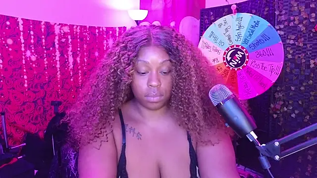 Snapshot of cheriserozequeen chatting on June 3, 2026, 5:50 pm cheriserozequeen online show from June 3, 2026, 5:50 pm