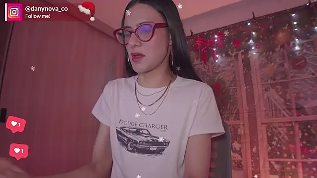 DanyNova Co online show from December 14, 2025, 9:09 pm