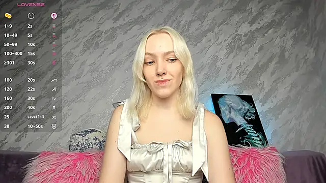Snapshot of cheryl_mason chatting on September 11, 2025, 12:32 am cheryl mason online show from September 11, 2025, 12:32 am