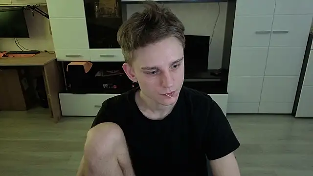 angryzan online show from March 17, 2026, 9:12 am