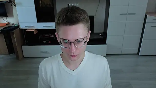 Snapshot of angryzan chatting on November 21, 2025, 5:39 am angryzan online show from November 21, 2025, 5:39 am