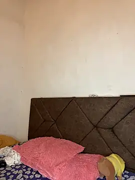 Snapshot of Sofia_Queen17 chatting on September 24, 2025, 10:44 am Sofia Queen17 online show from September 24, 2025, 10:44 am