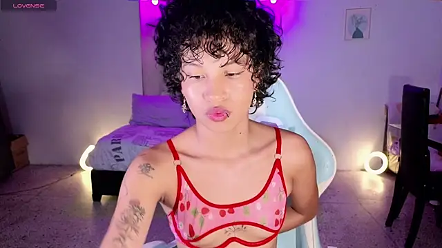 Peggy Funn online show from September 20, 2025, 10:37 pm