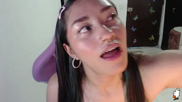 littleangel1 m online show from April 9, 2026, 10:38 pm