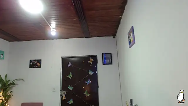 Snapshot of littleangel1_m chatting on January 14, 2025, 1:04 am littleangel1 m online show from January 14, 2025, 1:04 am