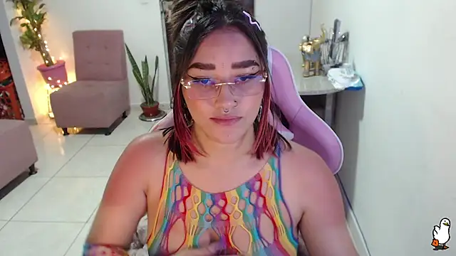 Snapshot of littleangel1_m chatting on January 22, 2025, 12:16 am littleangel1 m online show from January 22, 2025, 12:16 am