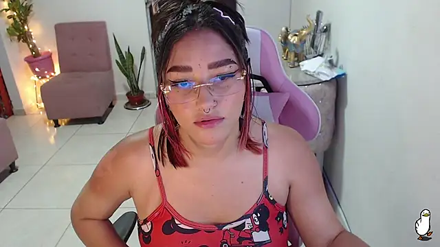 Snapshot of littleangel1_m chatting on January 24, 2025, 10:19 pm littleangel1 m online show from January 24, 2025, 10:19 pm