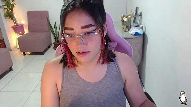 Snapshot of littleangel1_m chatting on January 13, 2025, 10:03 pm littleangel1 m online show from January 13, 2025, 10:03 pm