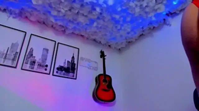 seancarreraa online show from April 2, 2026, 11:44 pm