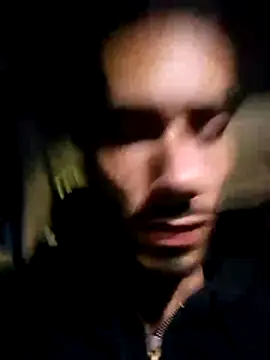 jhon01000 online show from November 8, 2025, 7:12 am