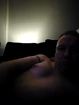 walker1979 online show from May 8, 2026, 10:13 pm